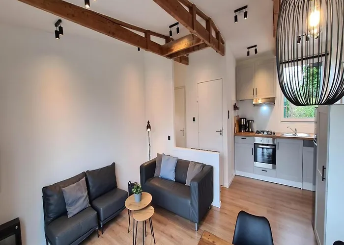 Pretty In Sint Maartenszee Feriehus