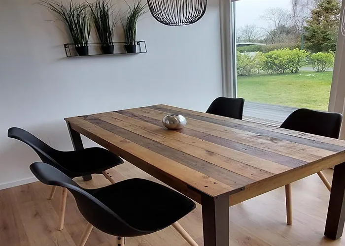 Pretty In Sint Maartenszee Semesterbostad